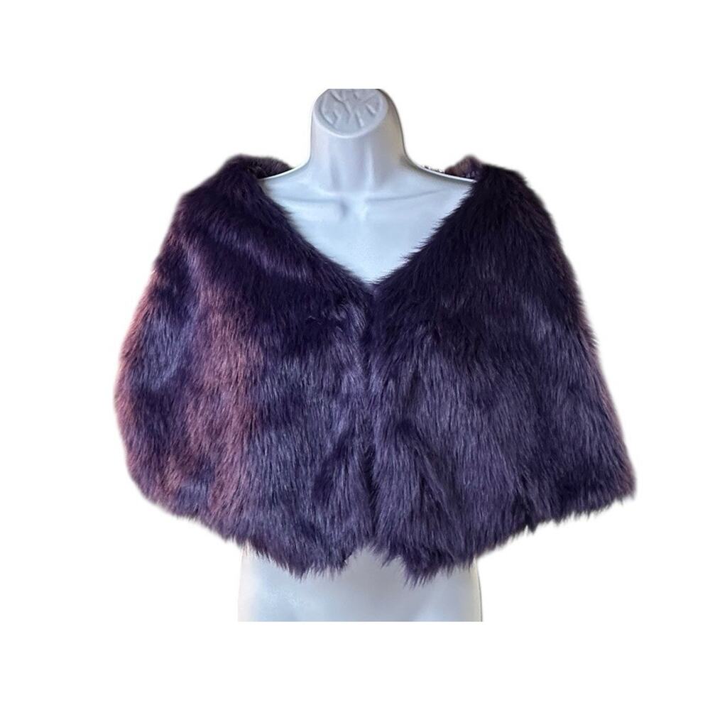 Cache Faux Fur Capelet Plum Purple Wrap Shawl Winter Wedding Bridal Evening M/L